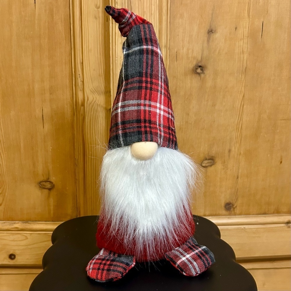4 pc Set Festive Gnome Trio with Faux Book Set Gnome for the Holidays - Picture 5 of 10